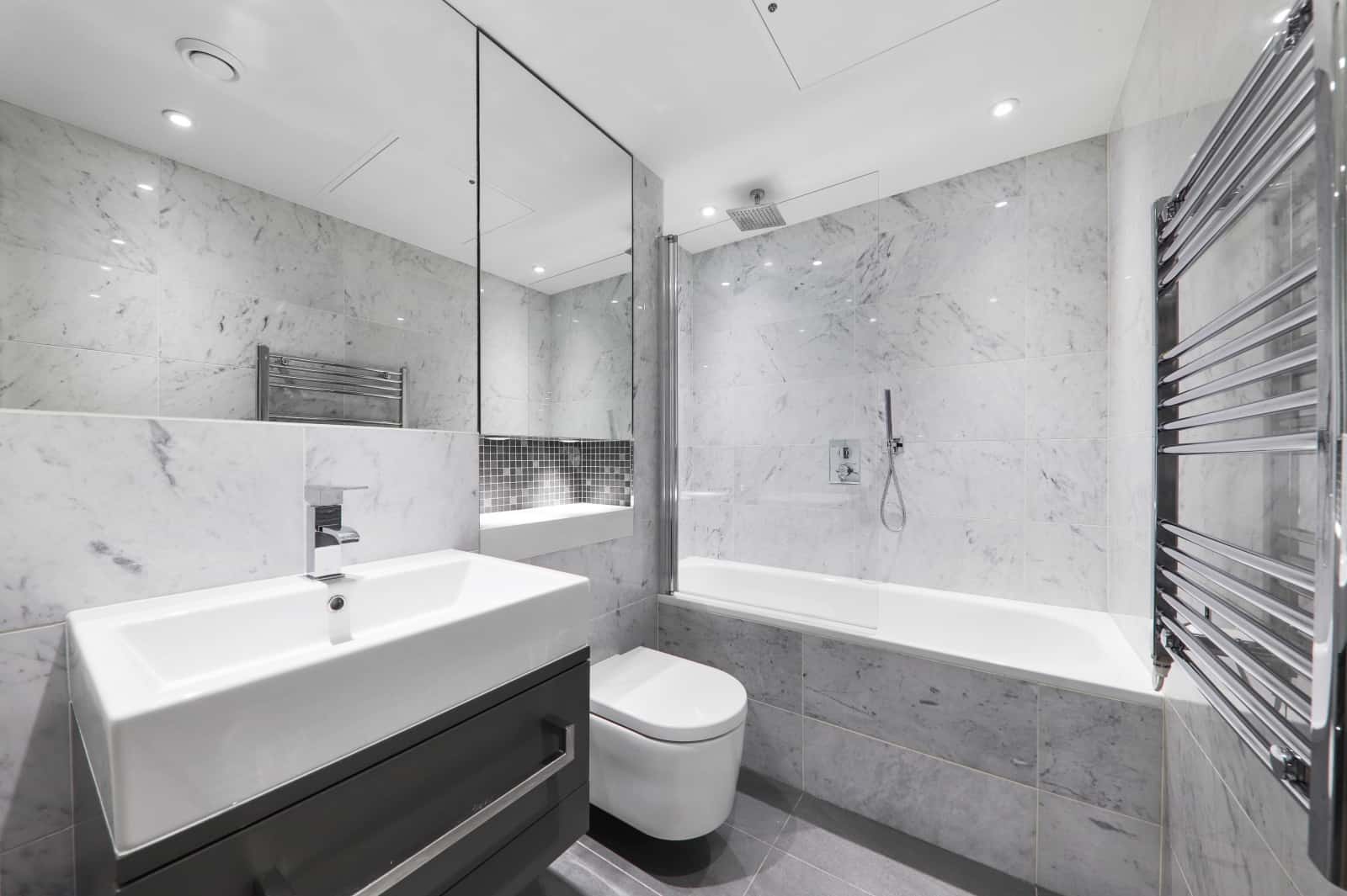 1: Raglan House, London, SE17 1FB