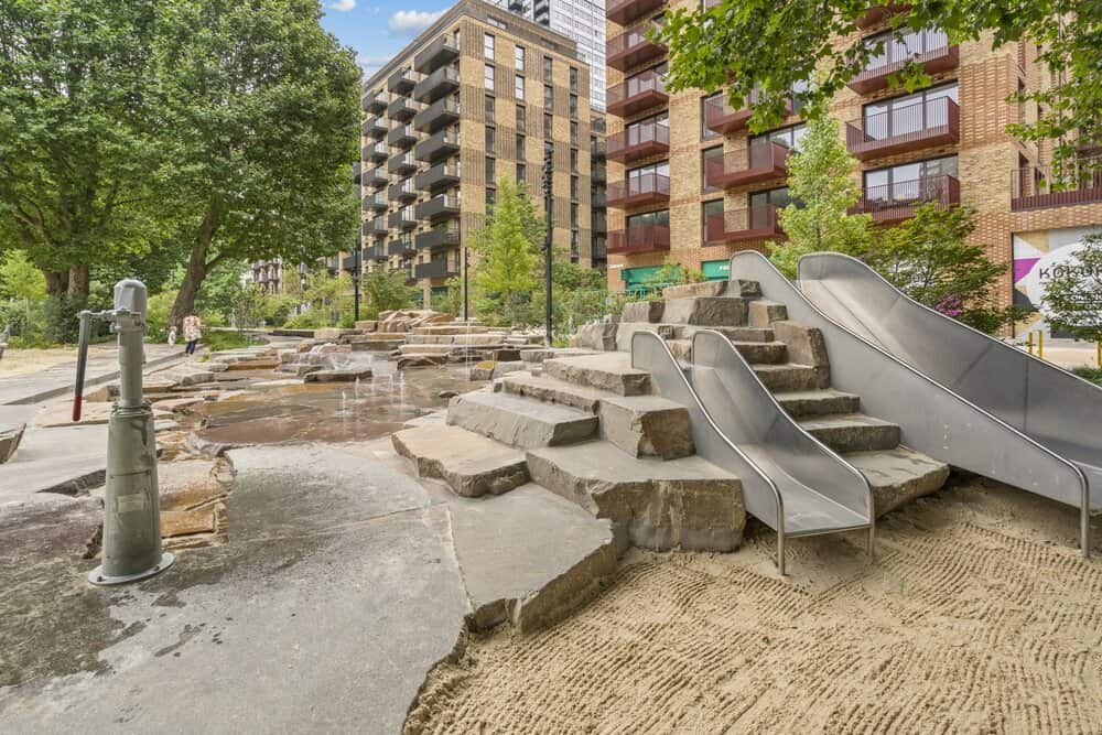 1: Raglan House, London, SE17 1FB