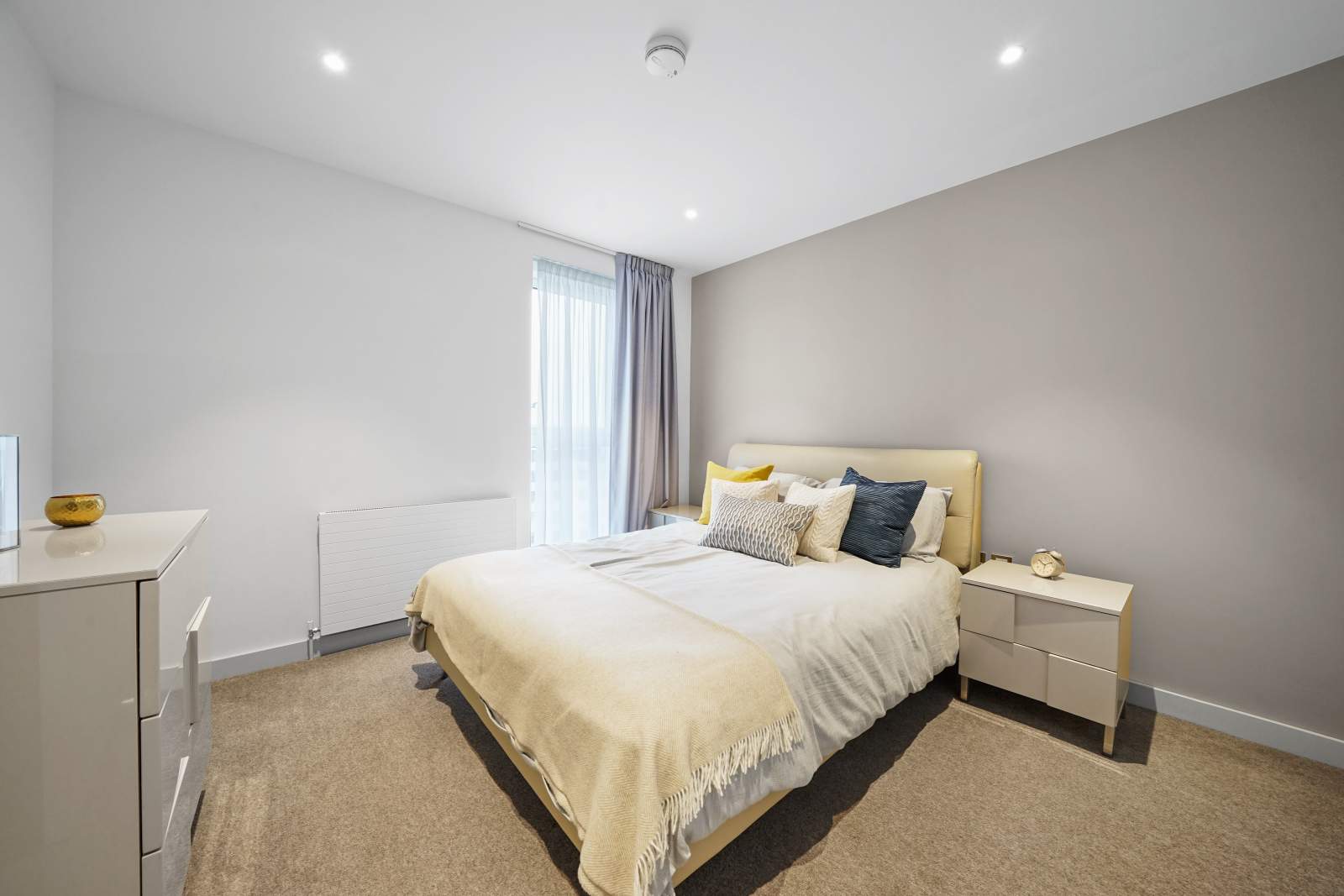1: Raglan House, London, SE17 1FB