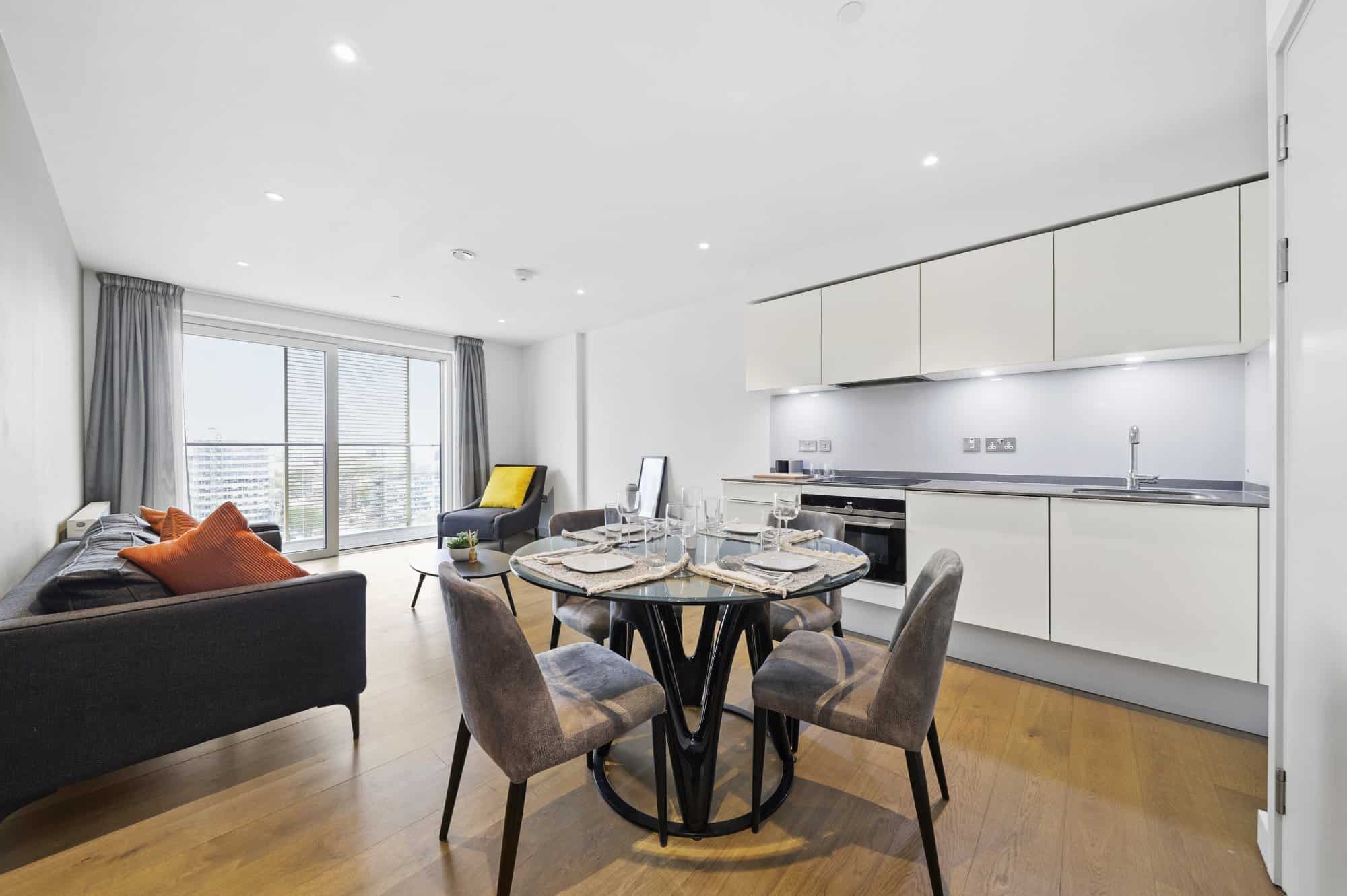 Image 1: Raglan House, London, SE1 6TJ
