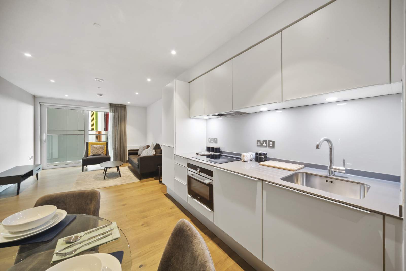 1: Raglan House, London, SE17 1FB