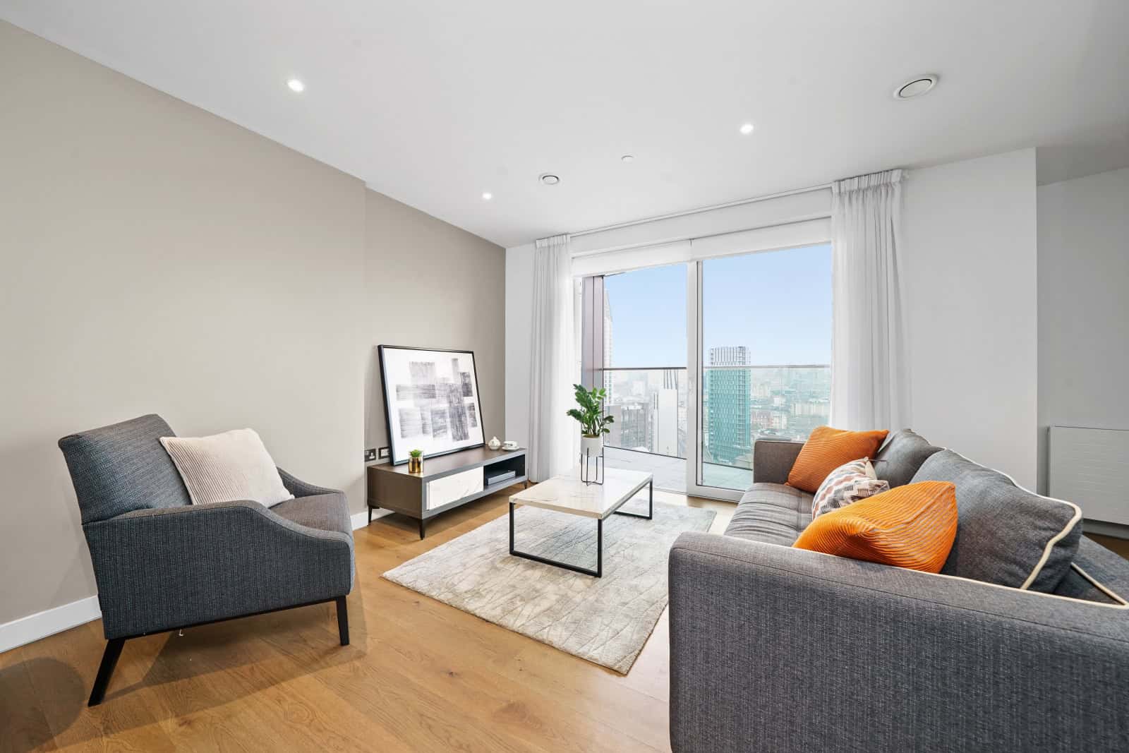 Image 2: Raglan House, London, SE1 6TJ