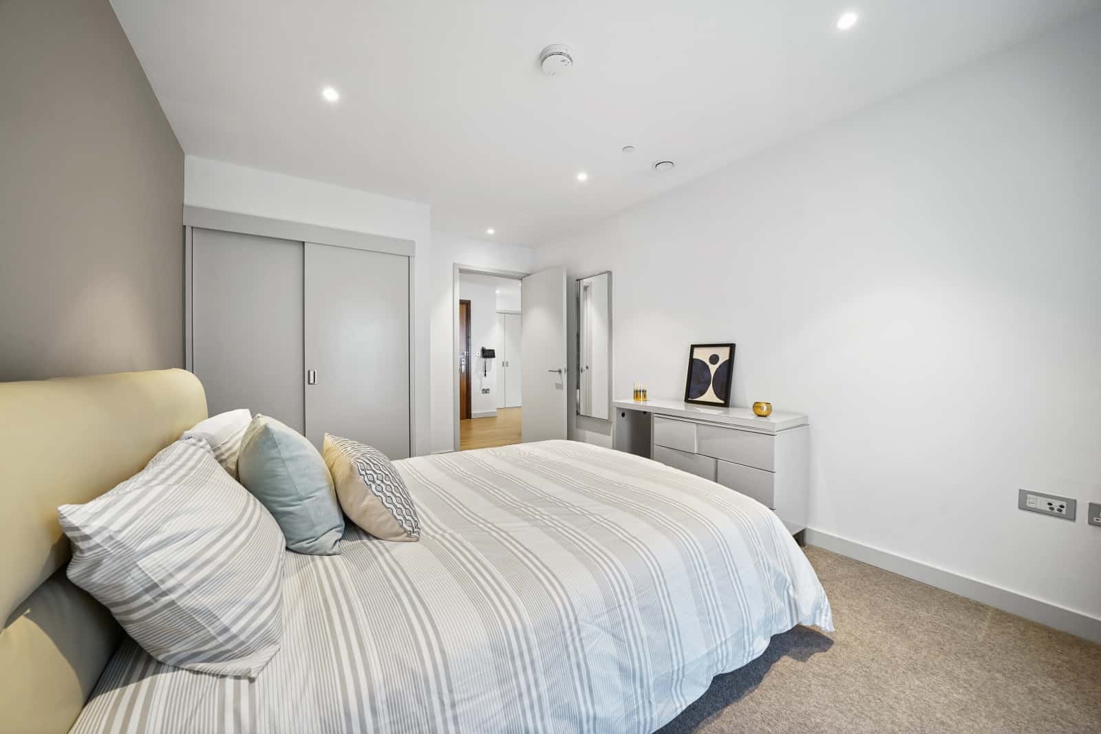 1: Tantallon House, London, SE17 1EY
