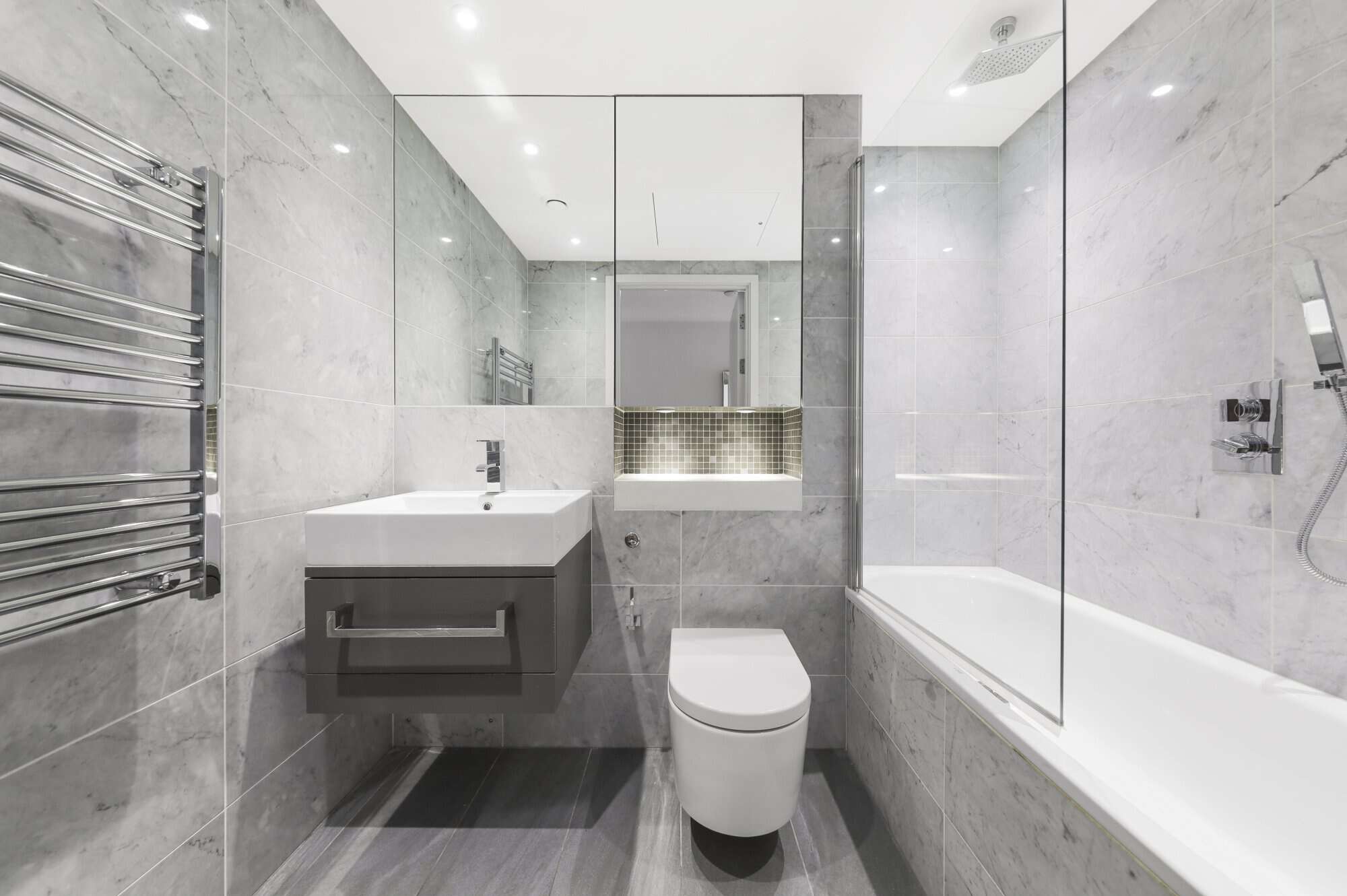 Image 1: Mawes House, London, SE17 1EQ