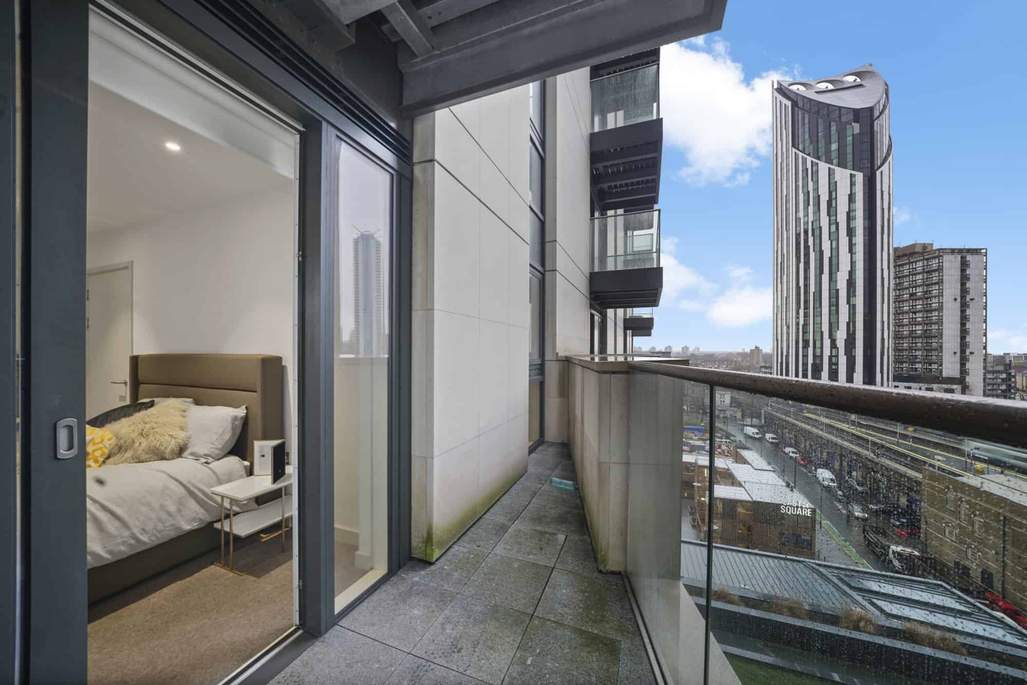1: Mawes House, London, SE17 1EQ