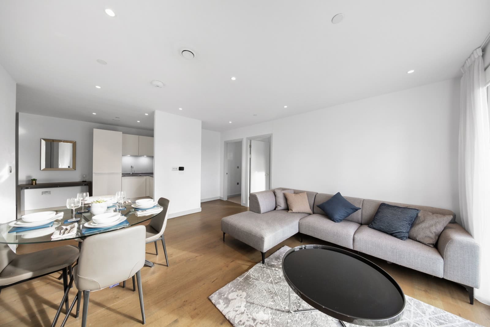 Image 2: Mawes House, London, SE17 1EQ