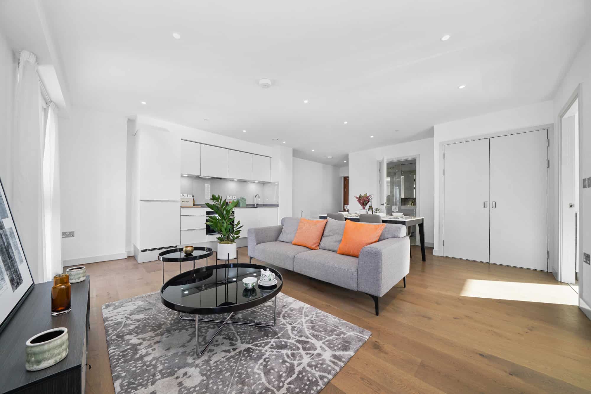 1: Mawes House, London, SE17 1EQ