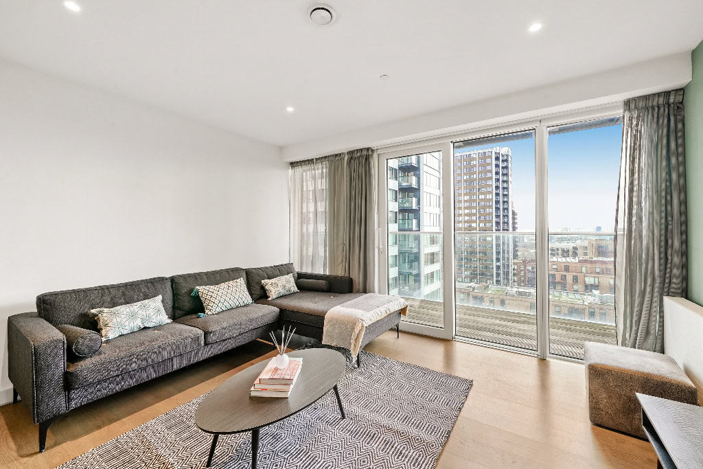 Image 1: Mawes House, London, SE17 1EQ