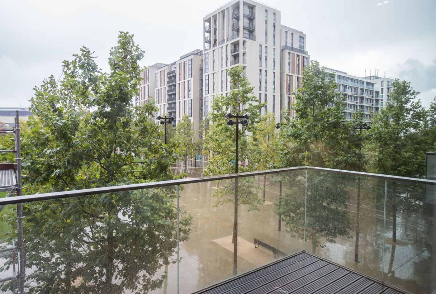 APPL0008 Balcony