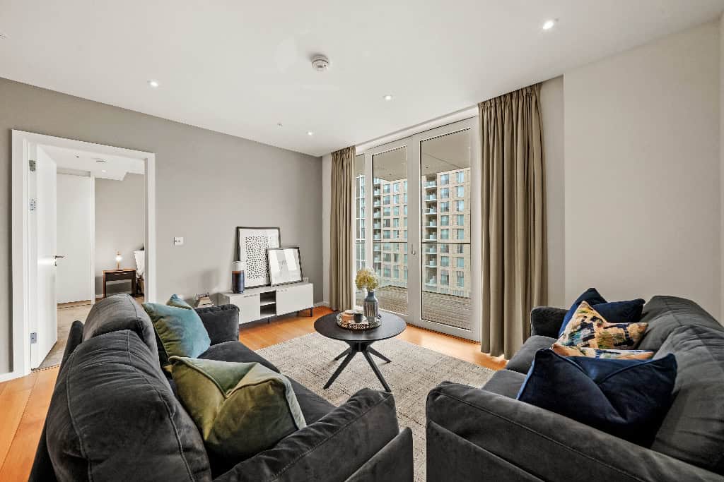 Raywood Mansions, London, E20 1DG - Image 1 of 16