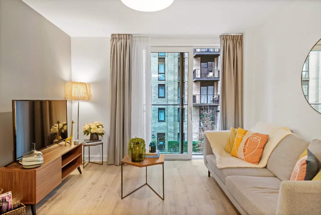 Image 3: Farrier, Manchester, M5 4UY