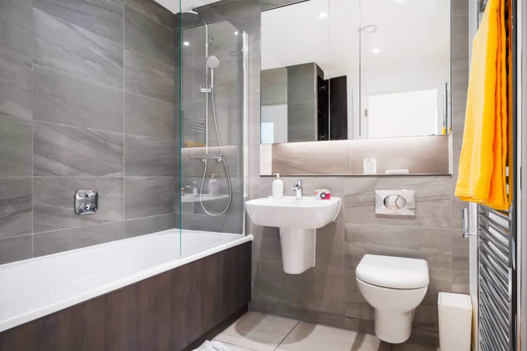 Image 1: Farrier, Manchester, M5 4UY