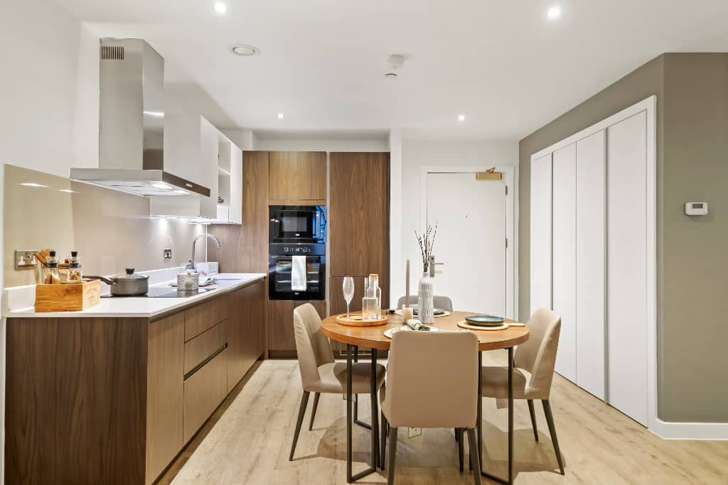 Image 2: Farrier, Manchester, M5 4UY