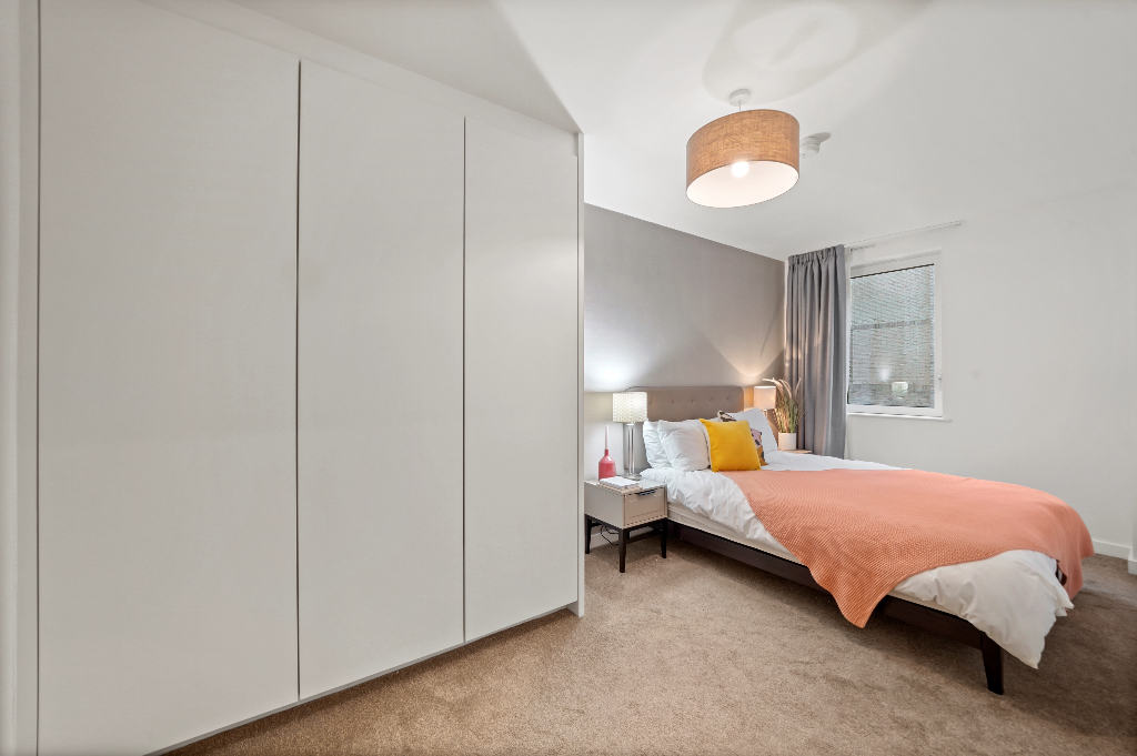 Image 5: Farrier, Manchester, M5 4UY