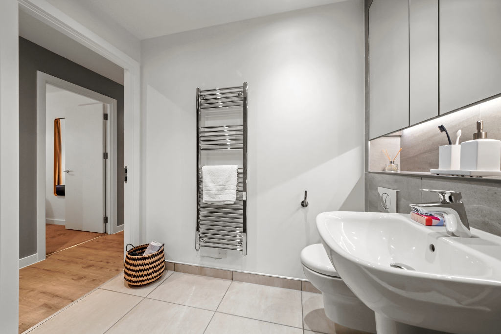 Image 7: Farrier, Manchester, M5 4UY