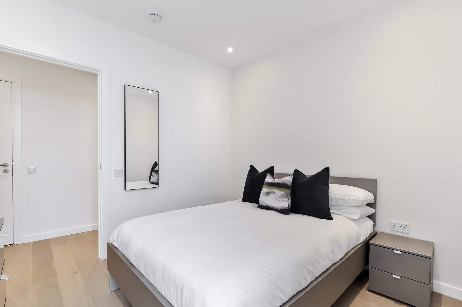 Image 6: Insignia Point, London, E20 1JH