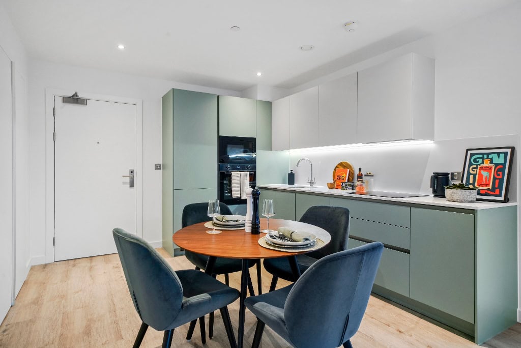 Image 4: Clay, Manchester, M5 4RE