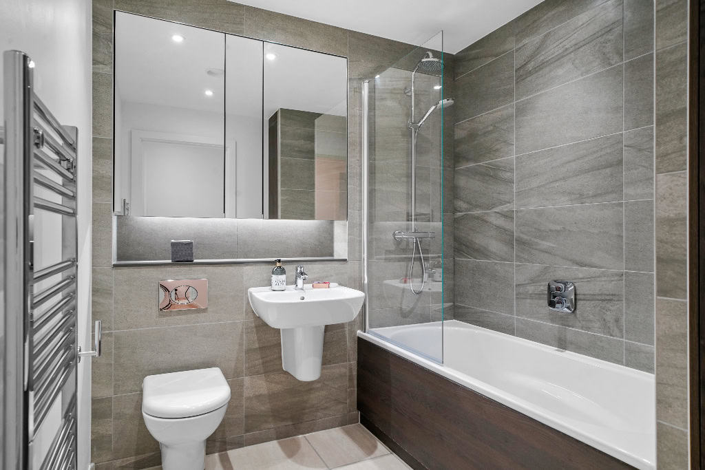 Image 13: Chalk, Manchester, M5 4RQ