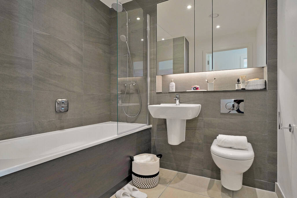 Image 6: Clay, Manchester, M5 4RE