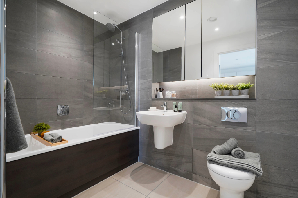 Image 2: Clay, Manchester, M5 4RE