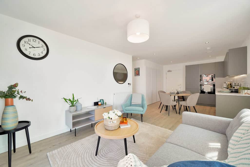 Image 2: Clay, Manchester, M5 4RE