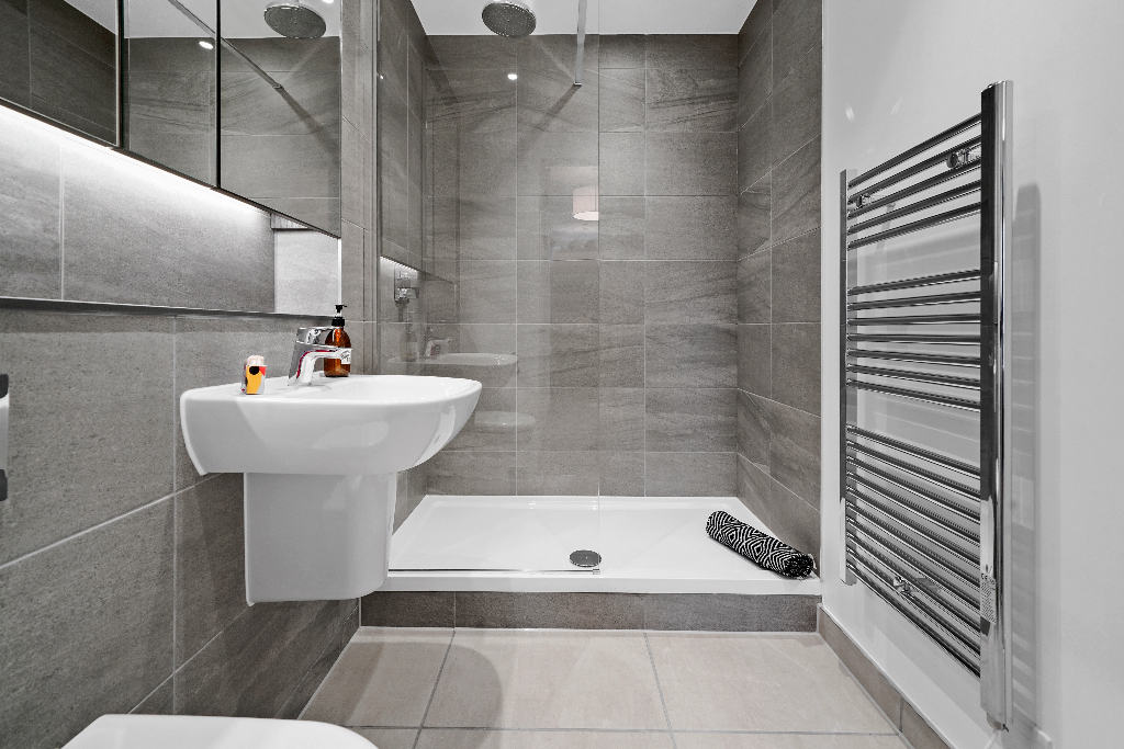 Image 5: Clay, Manchester, M5 4RE