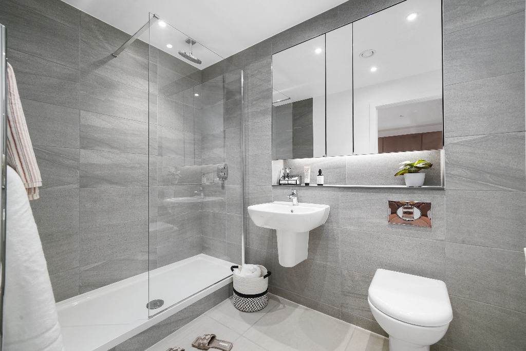 Image 7: Clay, Manchester, M5 4RE