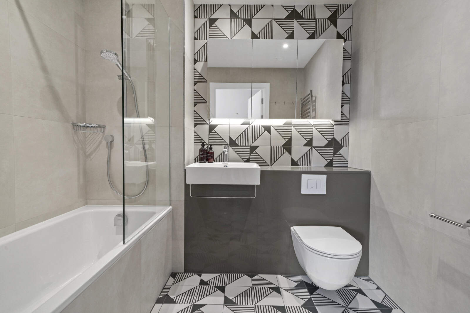 Image 1: Skylark Point, London, E20 1JT