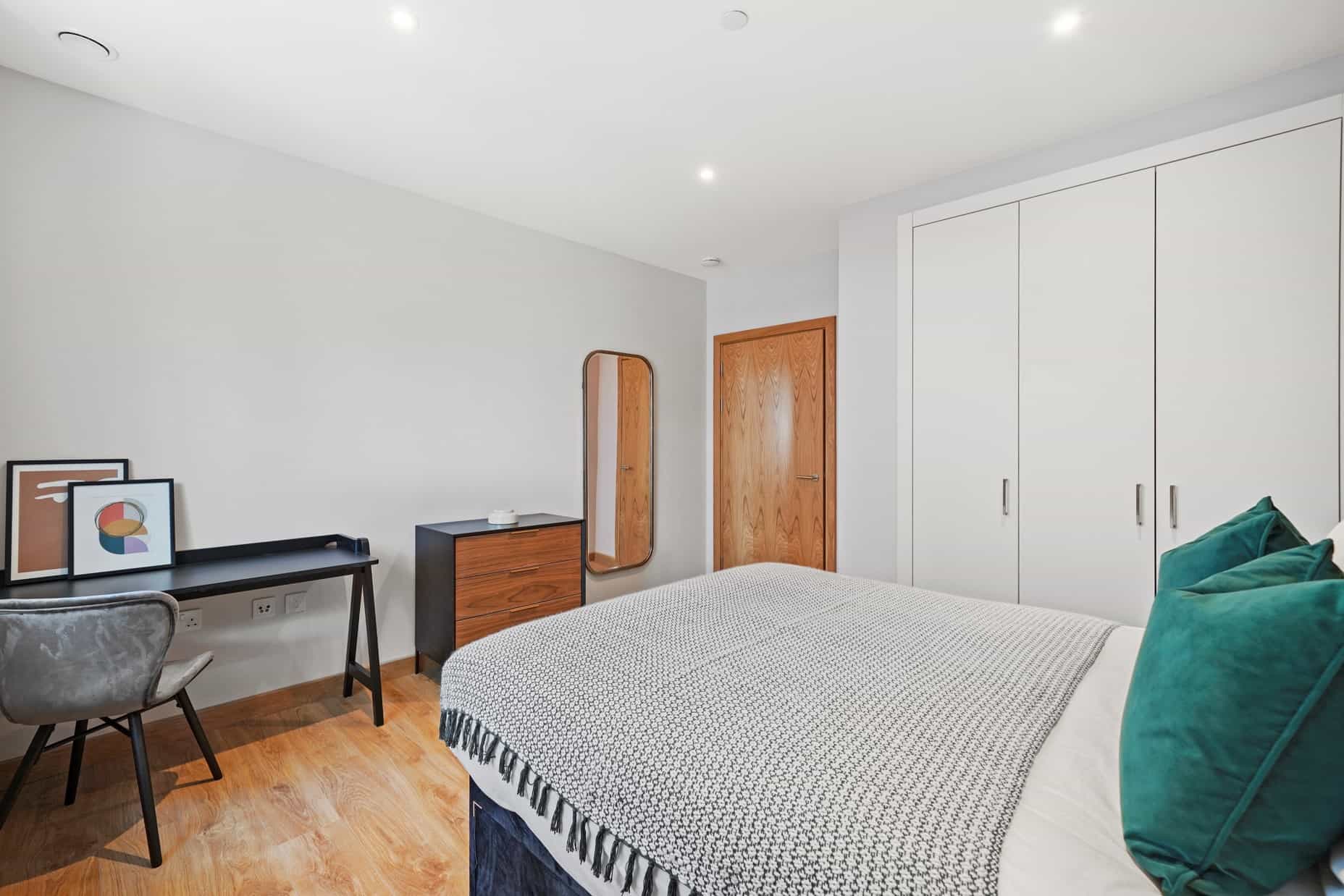 Image 3: Hightail Point, London, E20 1JY