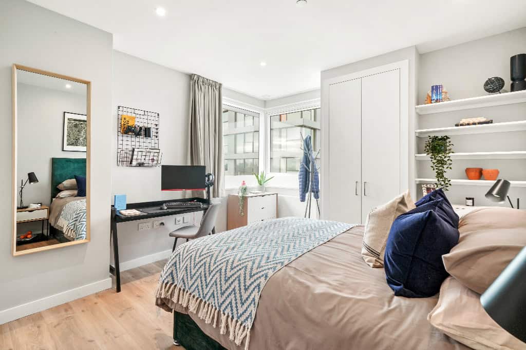 Image 13: Hightail Point, London, E20 1JY