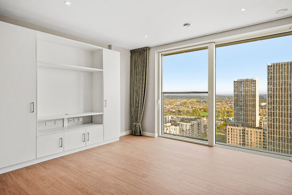 1: Hightail Point, London, E20 1JY
