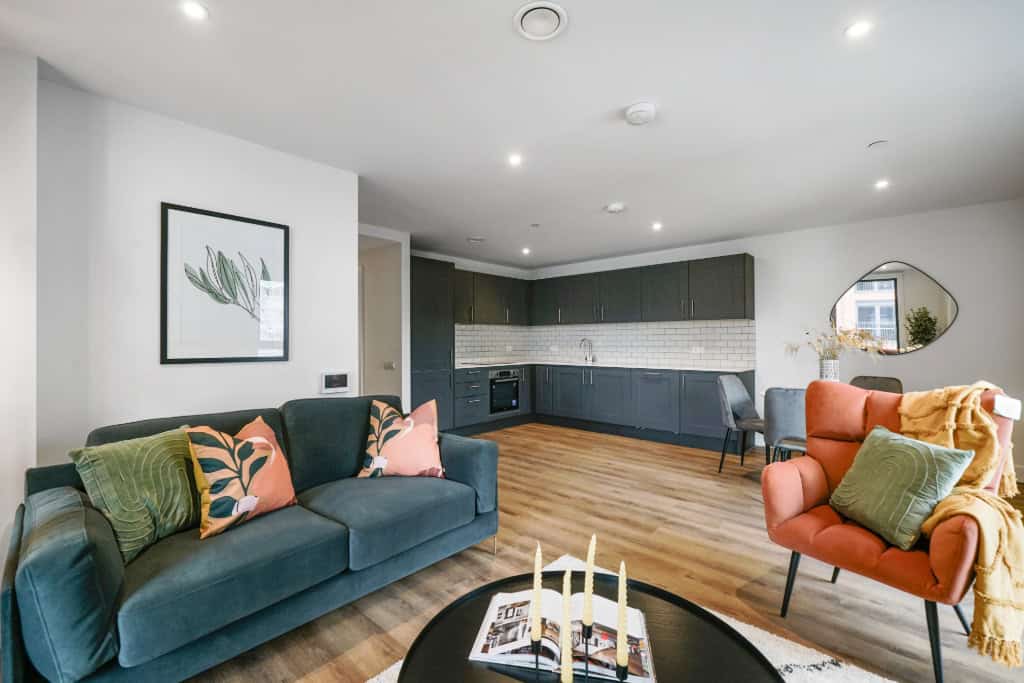 Image 1: Carter House, Maidenhead, SL6 1EB