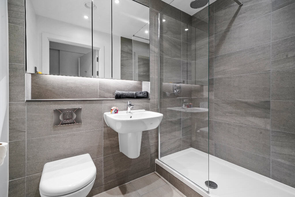 Image 15: Block H Townhouses, Manchester, M5 4RT