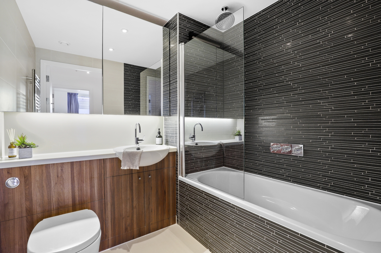 Image 13: Carina House, London, E20 1BA