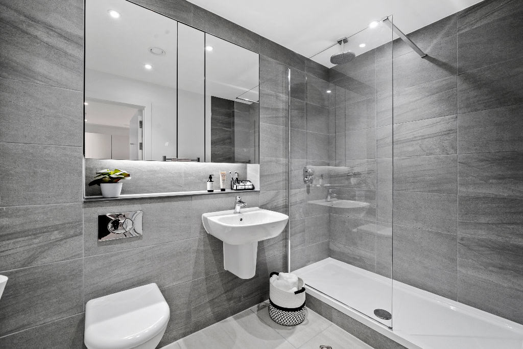 Image 4: Clay, Manchester, M5 4RE