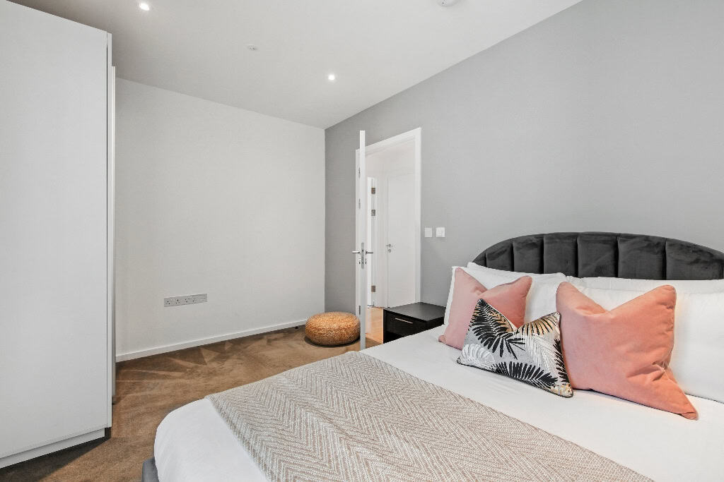 Image 4: Coville Mansions, London, E20 1FZ