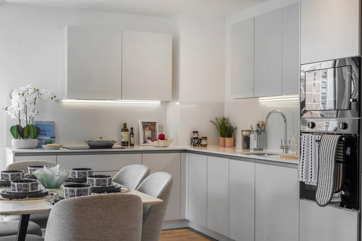 Image 6: Hearth, Manchester, M5 4RN