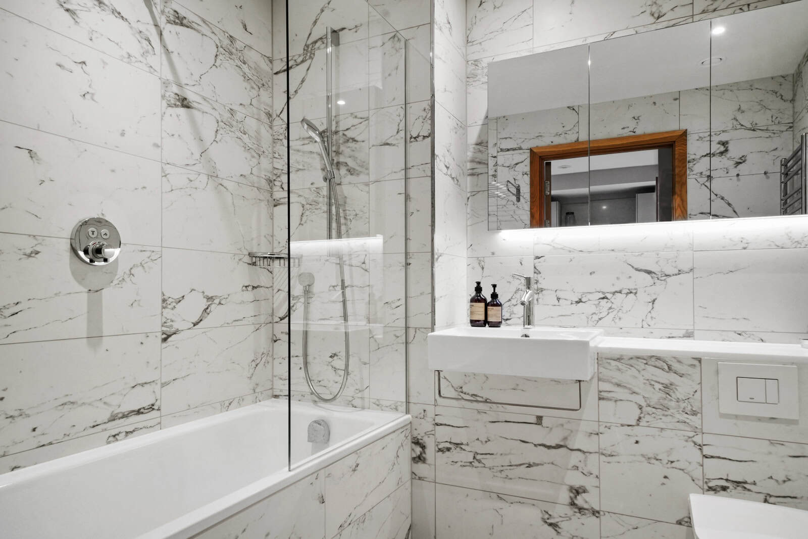 Image 2: Hightail Point, London, E20 1JY