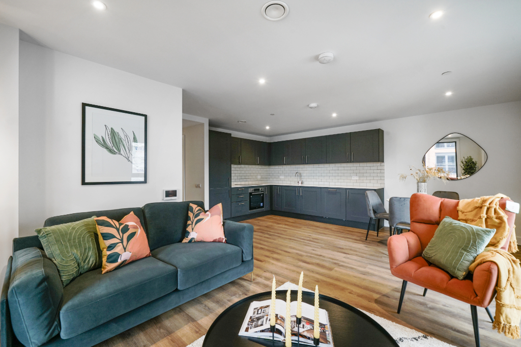 Image 1: Lofting House, Maidenhead, SL6 1ER