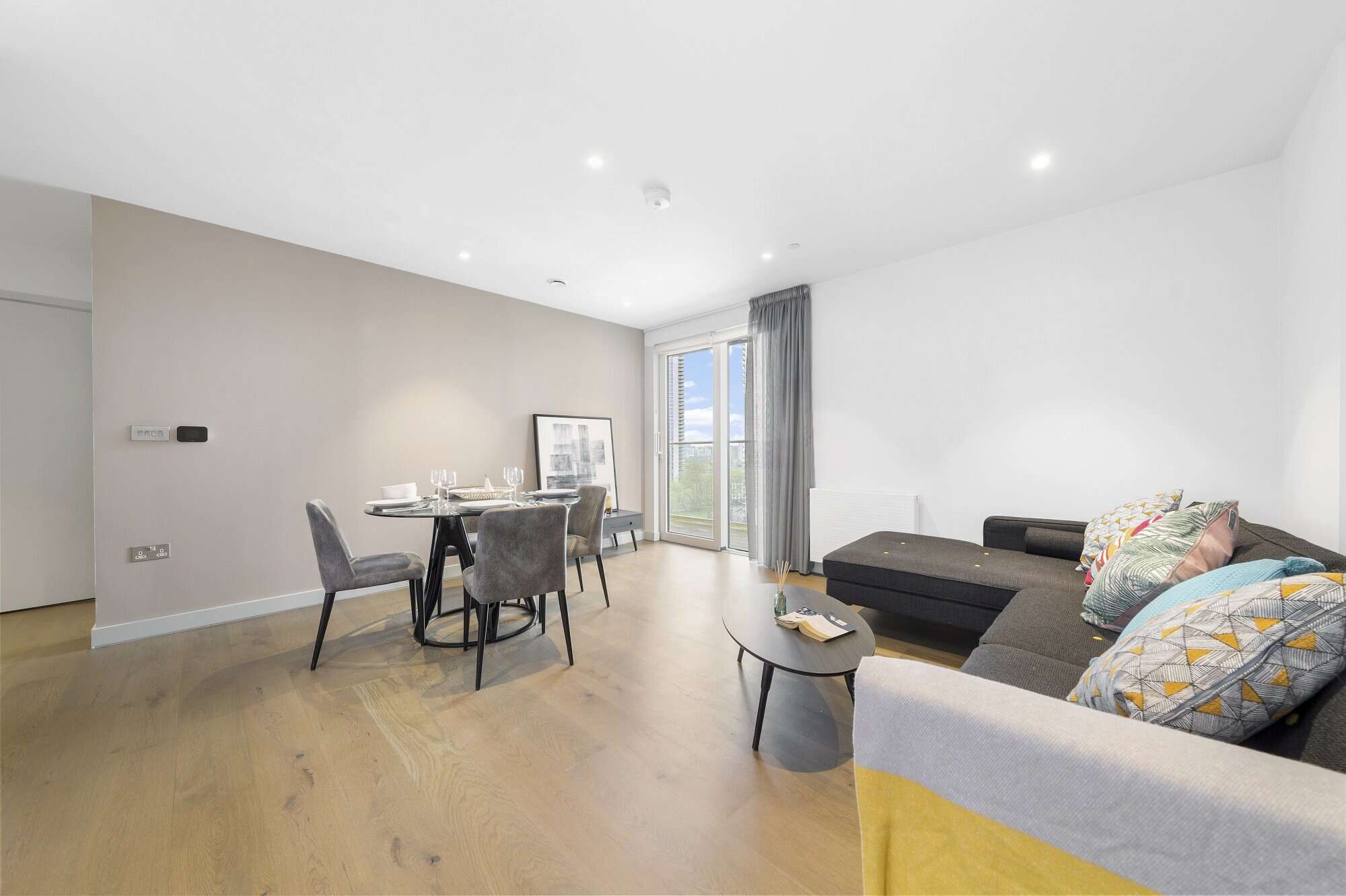 Image 2: Mawes House, London, SE17 1EQ