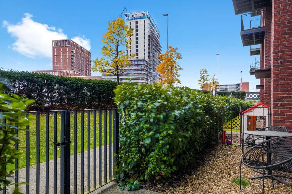 Image 9: Block H Townhouses, Manchester, M5 4RT