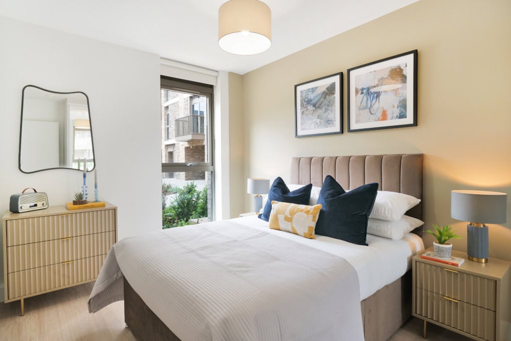 The Oakgate, Surrey, KT22 7RZ - 1 of 14