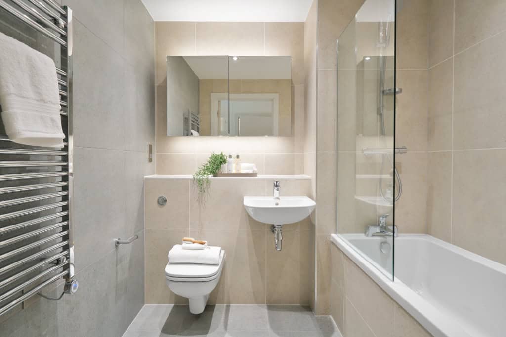 Image 4: The Oakgate, Surrey, KT22 7RZ