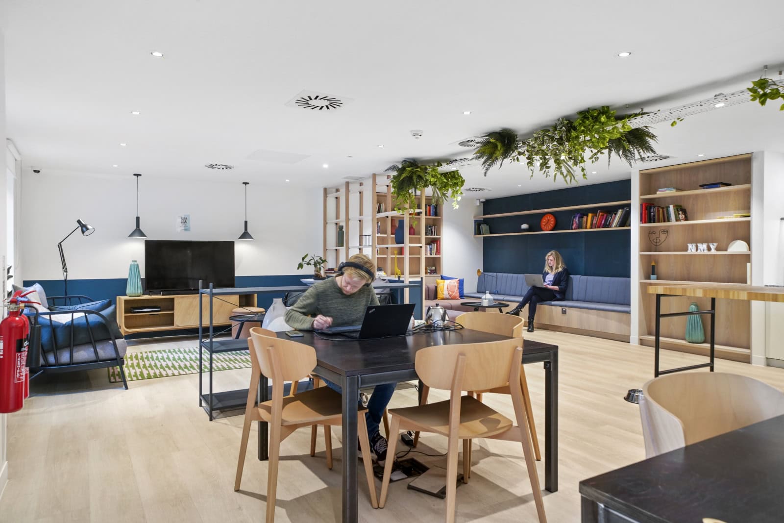 Image 2: Potters, Manchester, M5 4RG