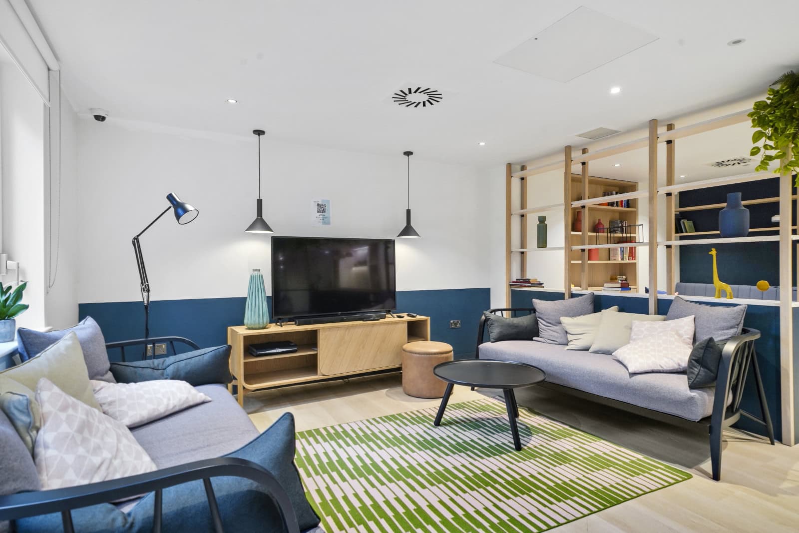 Image 3: Potters, Manchester, M5 4RG