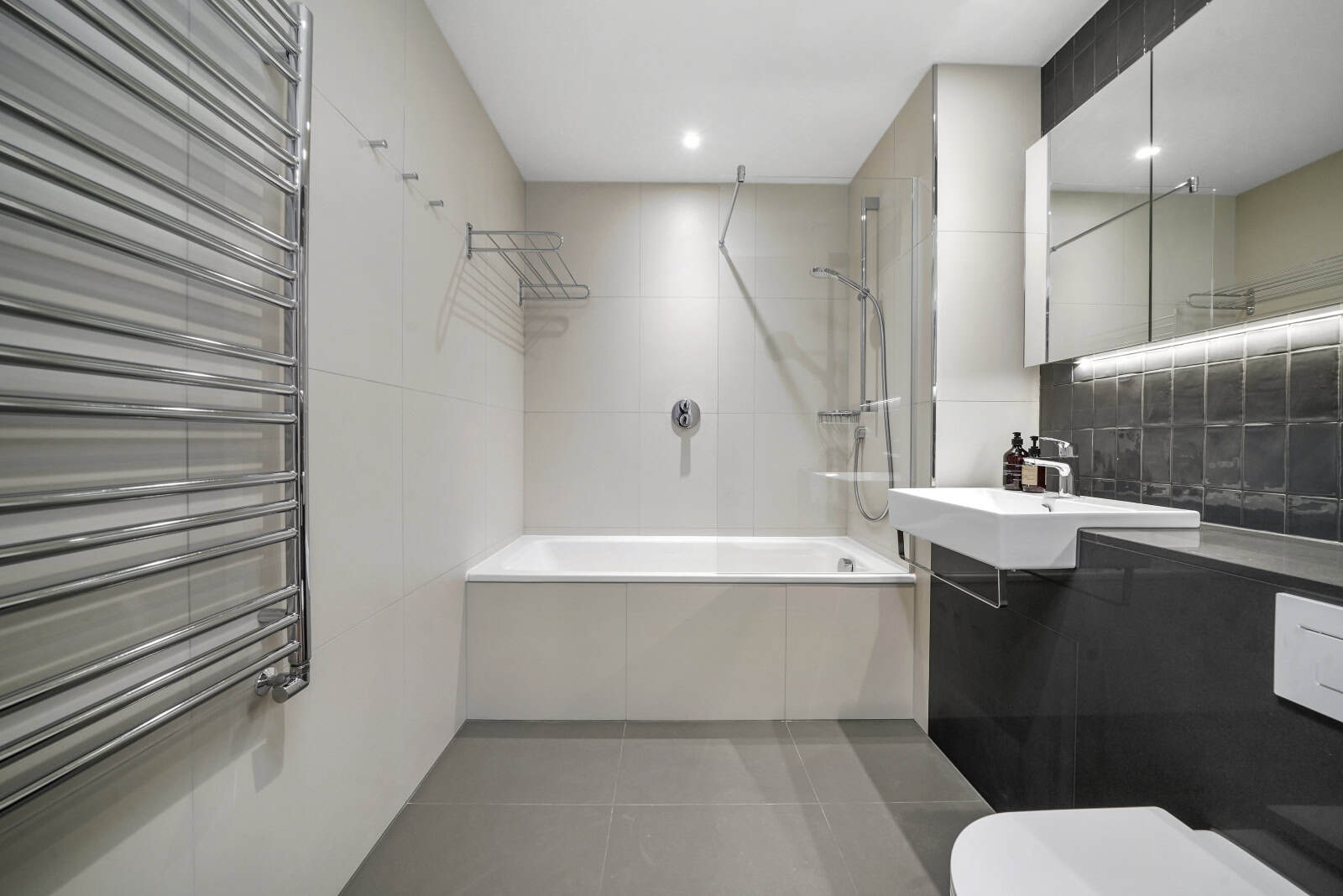 Image 18: Skylark Point, London, E20 1JT
