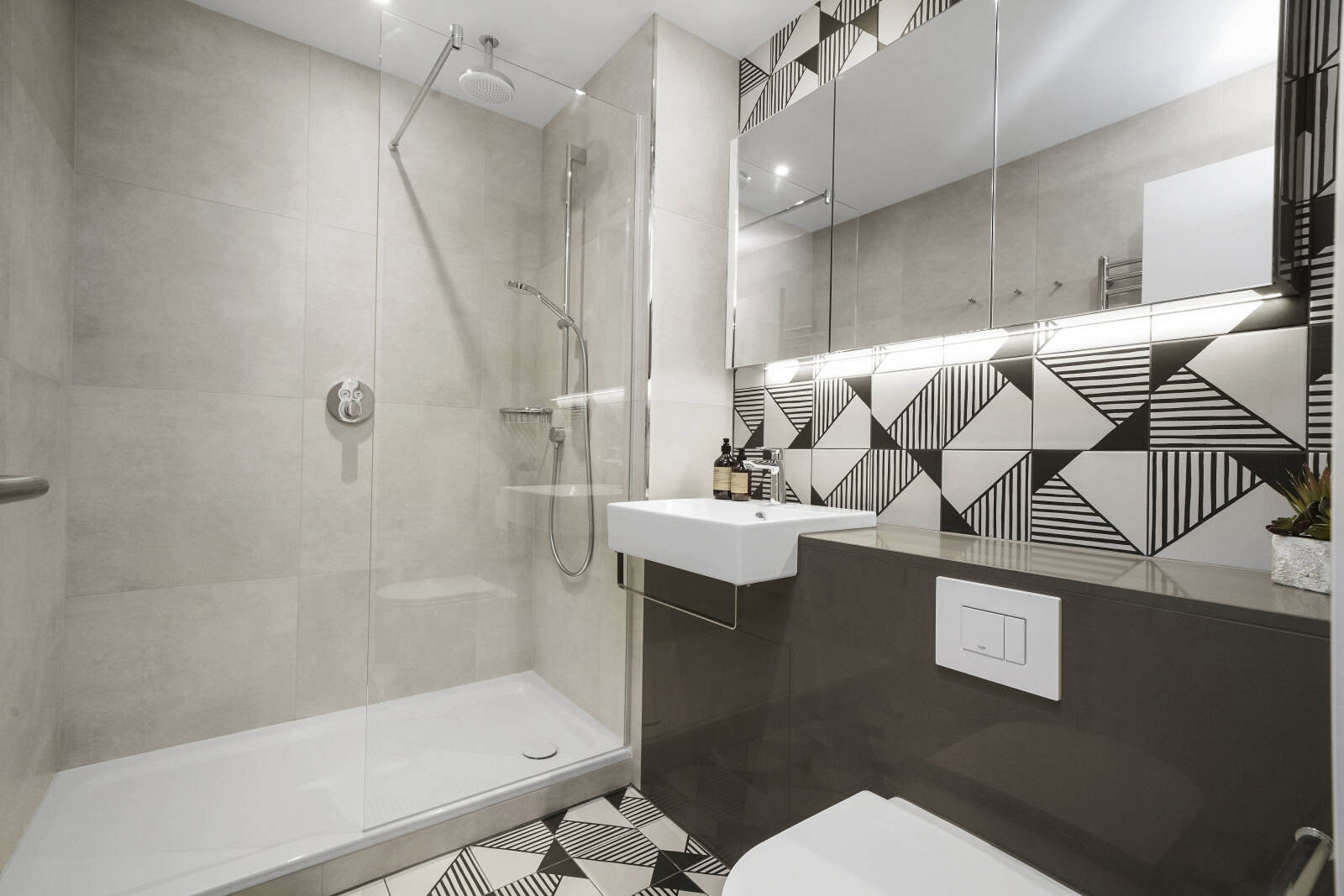 Image 1: Skylark Point, London, E20 1JT