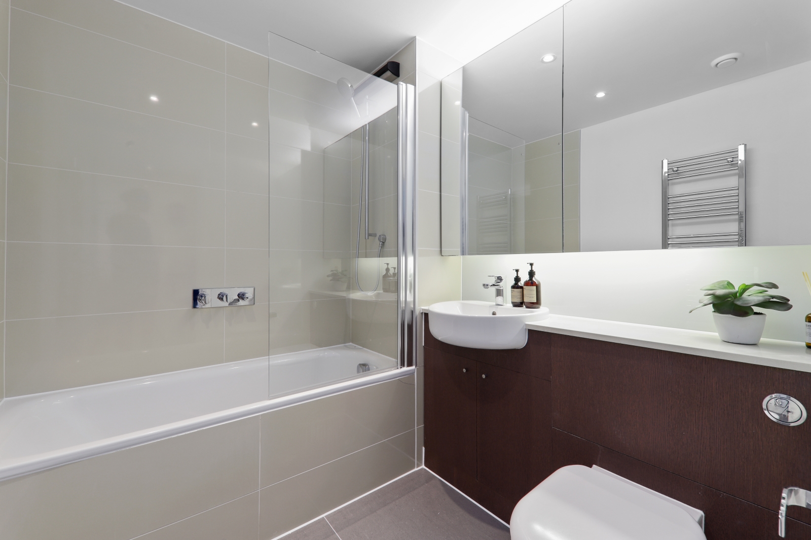 Image 2: Vesta House, London, E20 1AN
