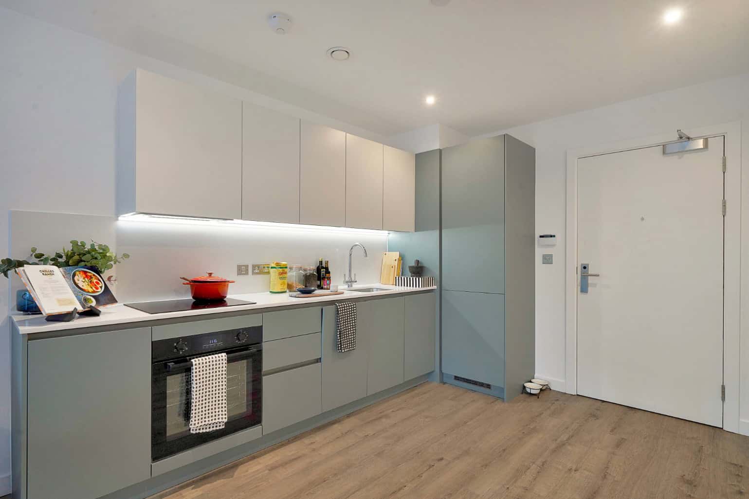 Image 3: Farrier, Manchester, M5 4UY